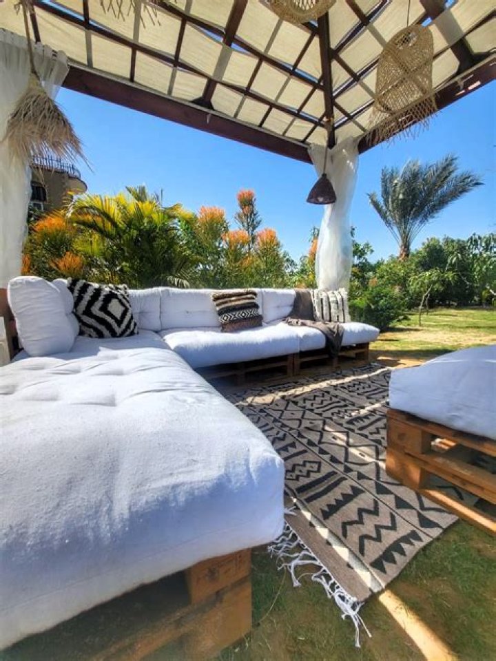 Rejuvenating health retreat